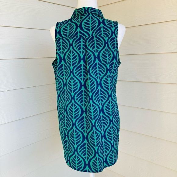 Signature Studio contemporary Batik Style Button Down Blouse Size Large - Picture 4 of 6